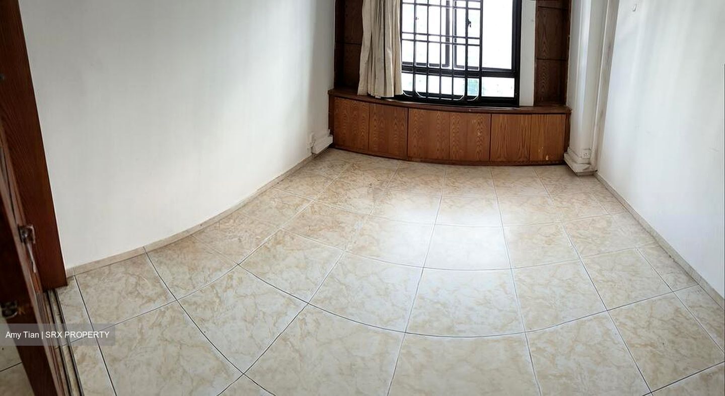 Blk 665B Jurong West Street 64 (Jurong West), HDB Executive #610701111